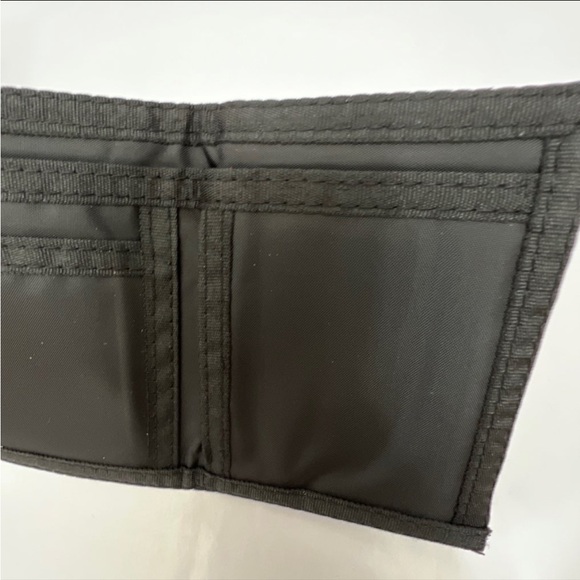 Marvel Avengers Black Panther Tri Fold Velcro Wallet - Picture 4 of 7